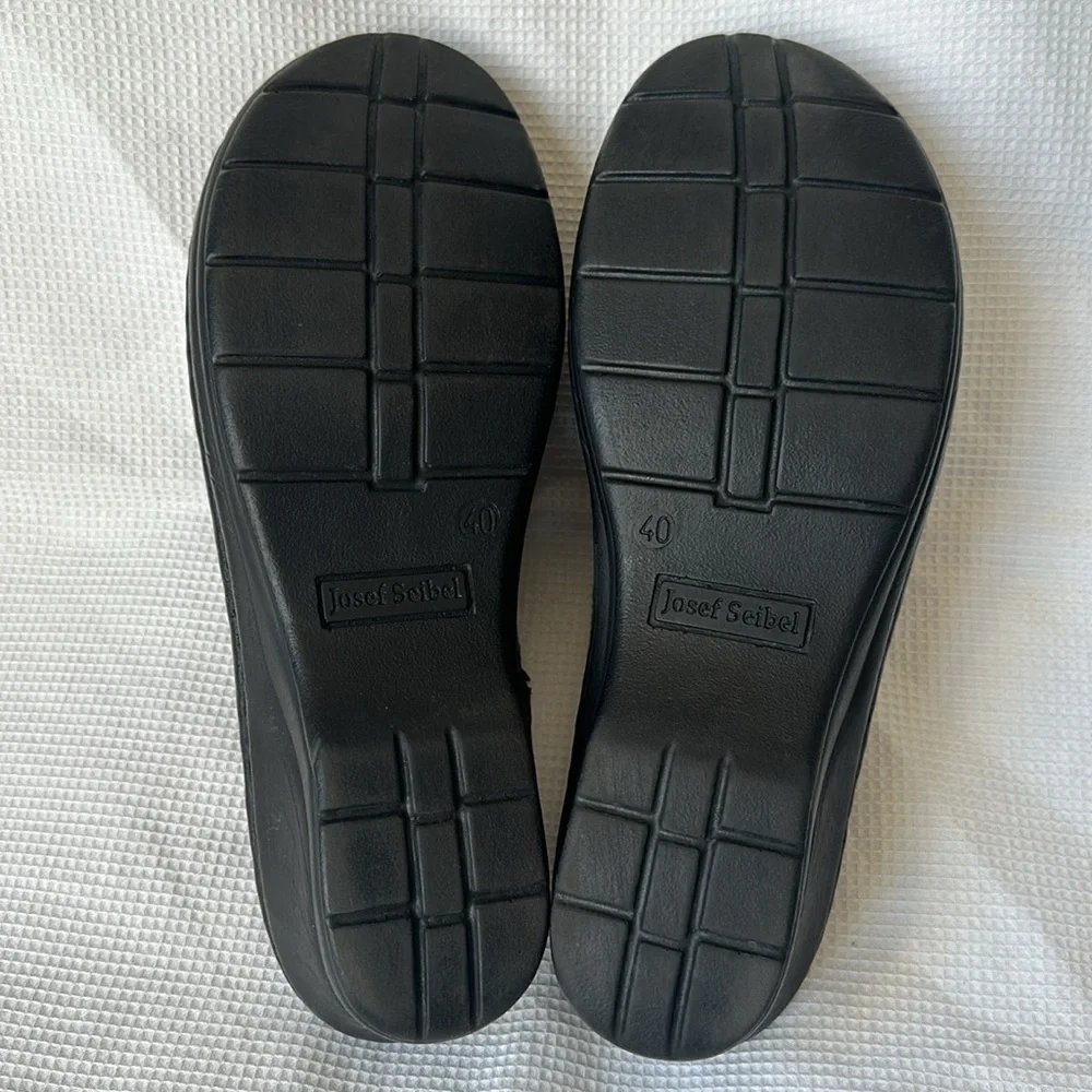 Josef Seibel Catalonia Black Sandals Size9-9.5 (EU 40)